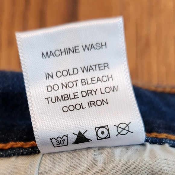 Judy Blue Skinny Fit Jeans with Ankle Slit Raw Hem Size 13/31 - Picture 7 of 7